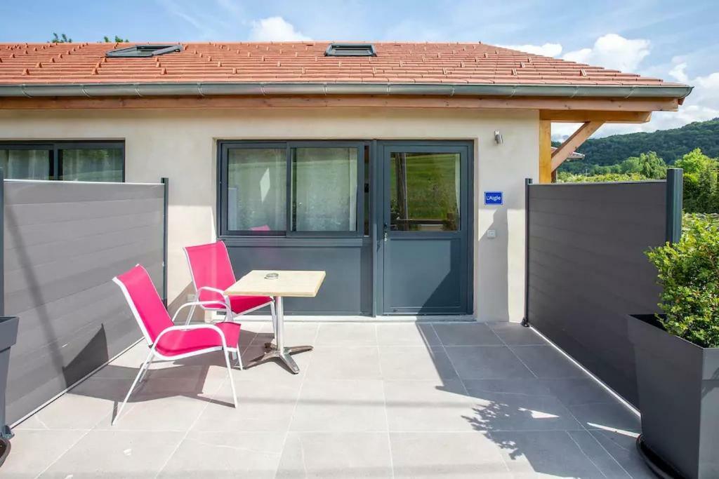 Domaine Des Ecuries - Appartements Meubles A Talloires Exterior photo